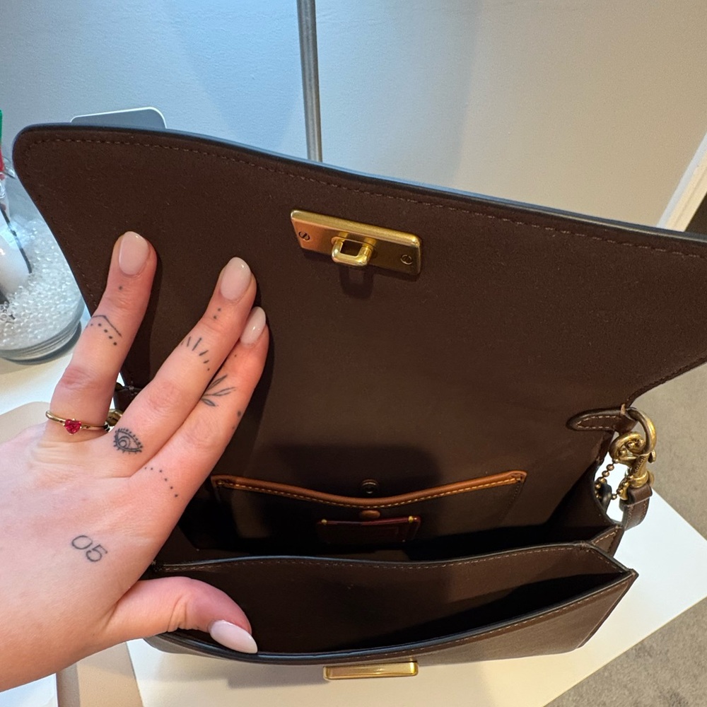 Coach Juno (Maple) - image 5